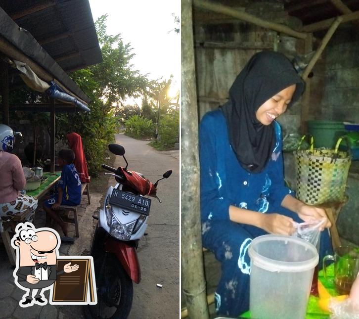 Warung Mak Zum