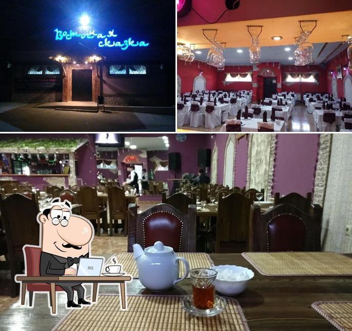 Посмотрите на внутренний интерьер "Восточной Сказки"