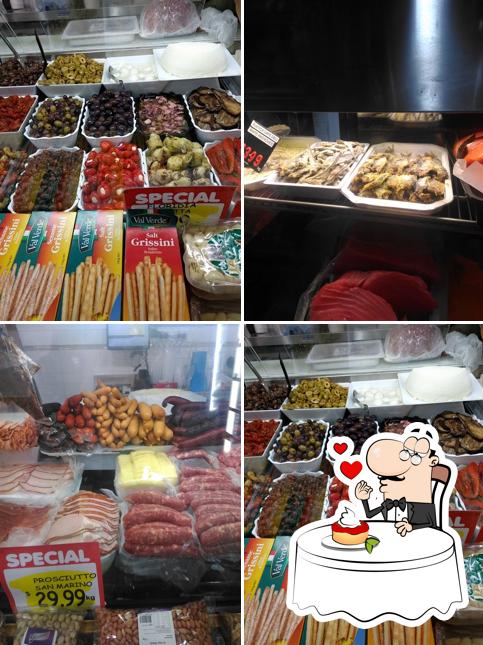 Rustica Cafe Deli