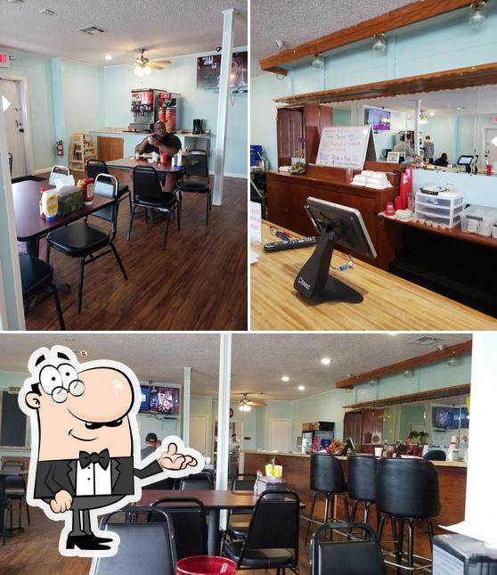 Ernie's Cafe
