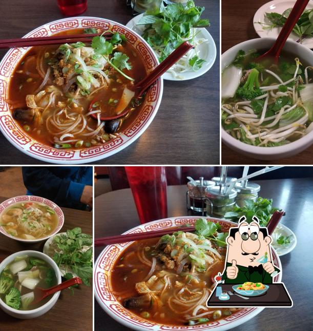 Pho Lena East