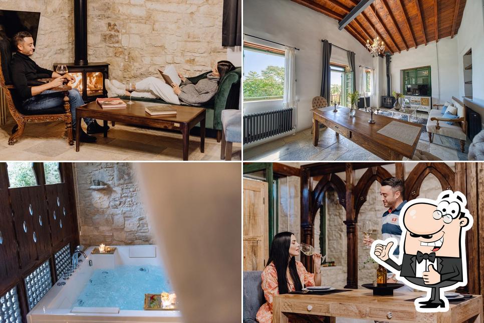Oinou Strata - Luxury Agrotourism Suites & Wine Bar