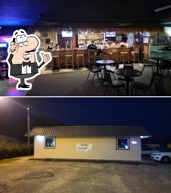 50/50 lounge