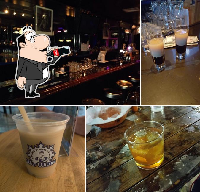 Flip Side Bar & Patio