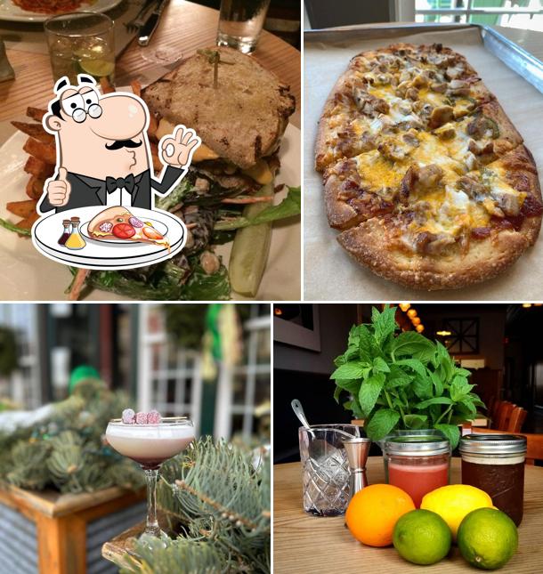 Molly’s Kitchen and Bar