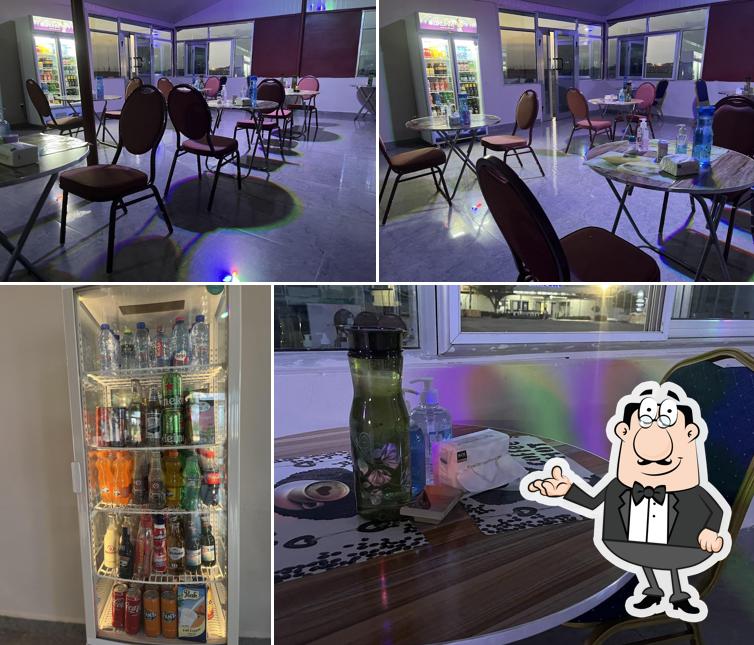 Airport framiclad restaurant