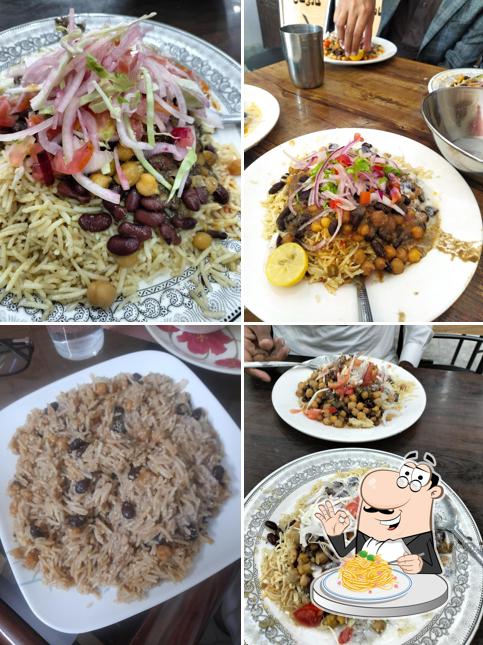 خادی خان چاول اور چاٹ