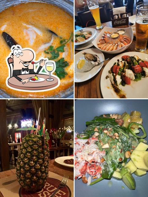 Блюда в "True Cost"