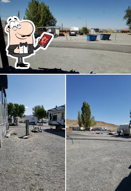 Star Point Trading Post & RV Park