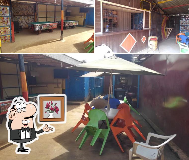 kampala Rise City Bar And Restaurant