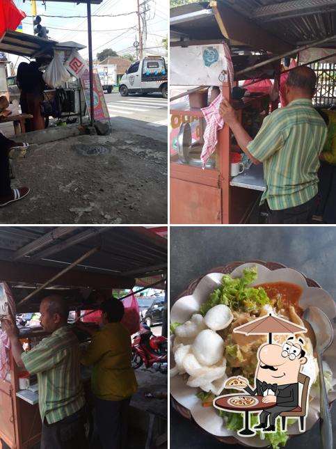 Warung Gado-gado Mbak Tin