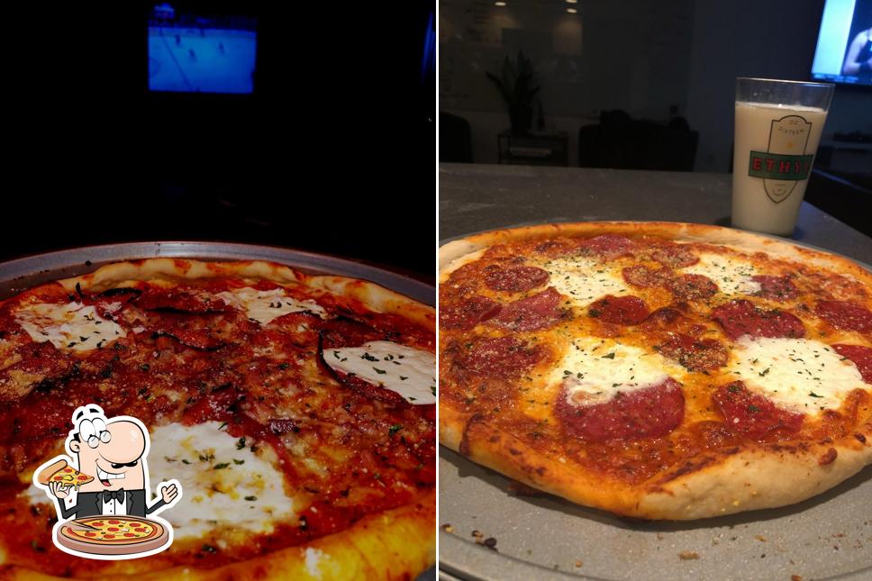 Suit Guys' Pizza Bar