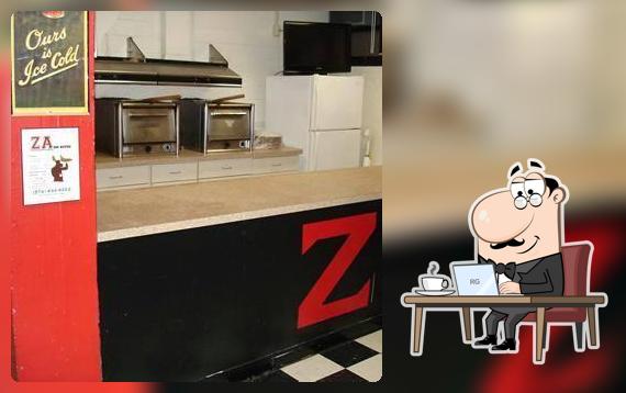 Za Pizza Parlor