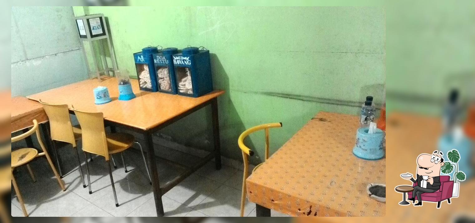 Rumah Makan Kelurga