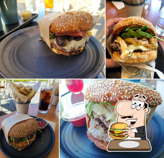 Roam Artisan Burgers