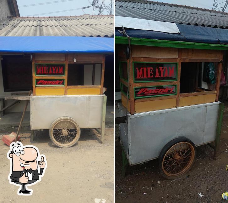 MIE AYAM PASGIRI