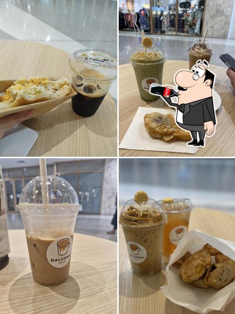 Dalgona Cafe