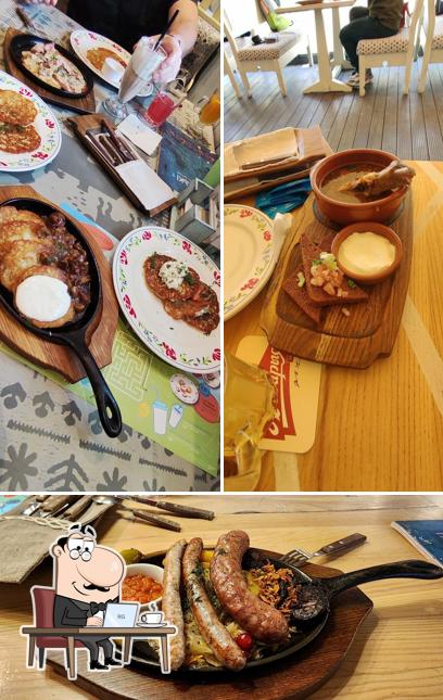 Посмотрите на внутренний интерьер "Васильки"