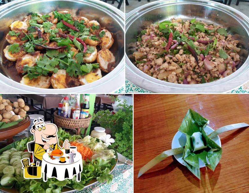 ร้านกุมภาพันธ์ February Restaurant