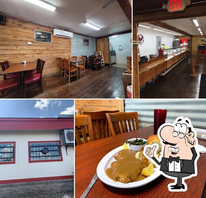 Mom's Country Kitchen