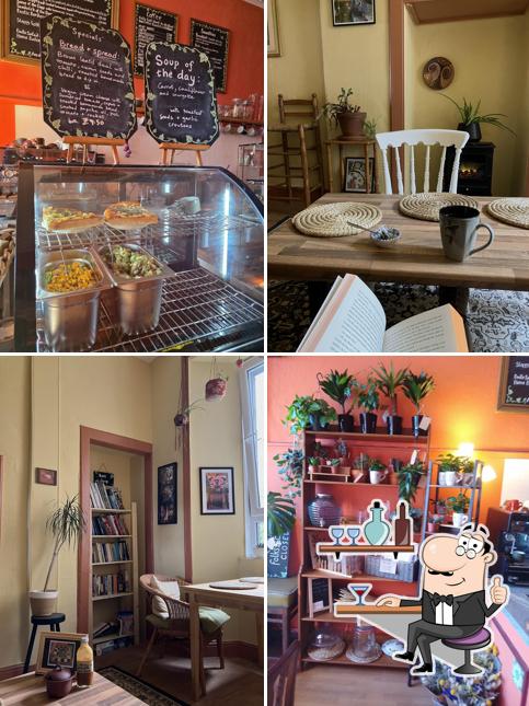 Folks Cafe