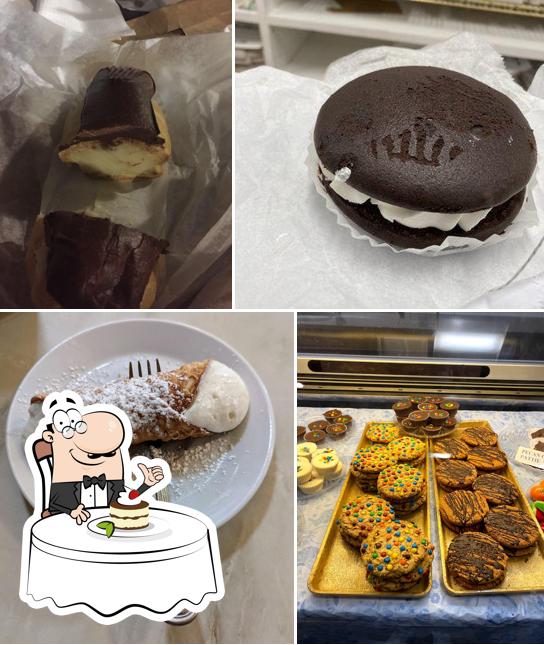 Mike's Pastry