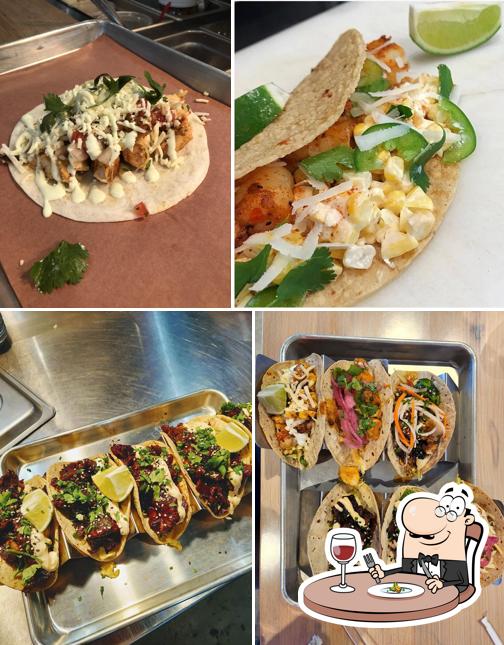 OscarChili's Tacoria