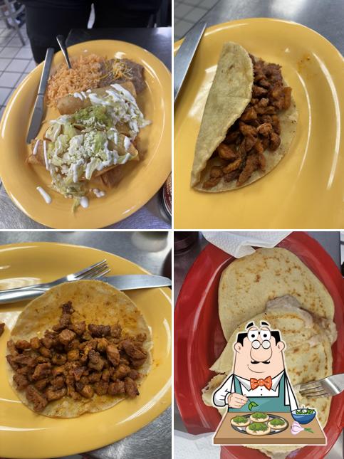 NATY’S TAQUERIA Y PUPUSERIA