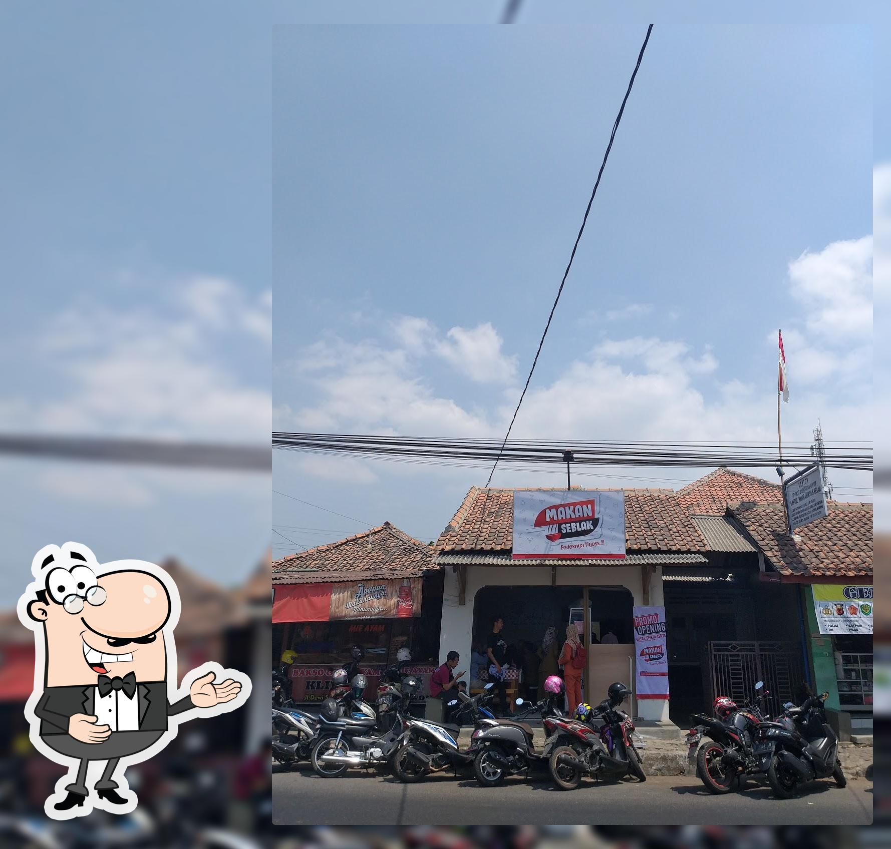 MAKAN SEBLAK