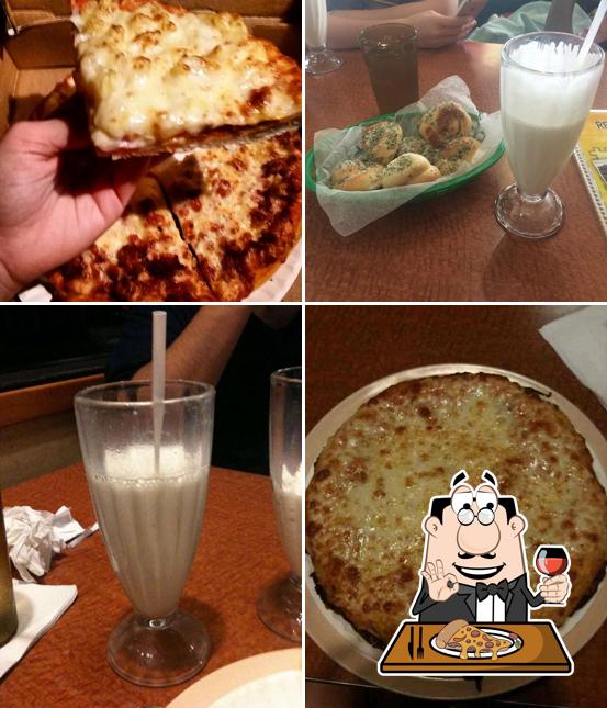 Rey's Pizza