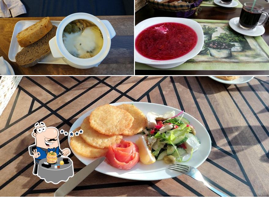 Еда в "Граф Кафе"