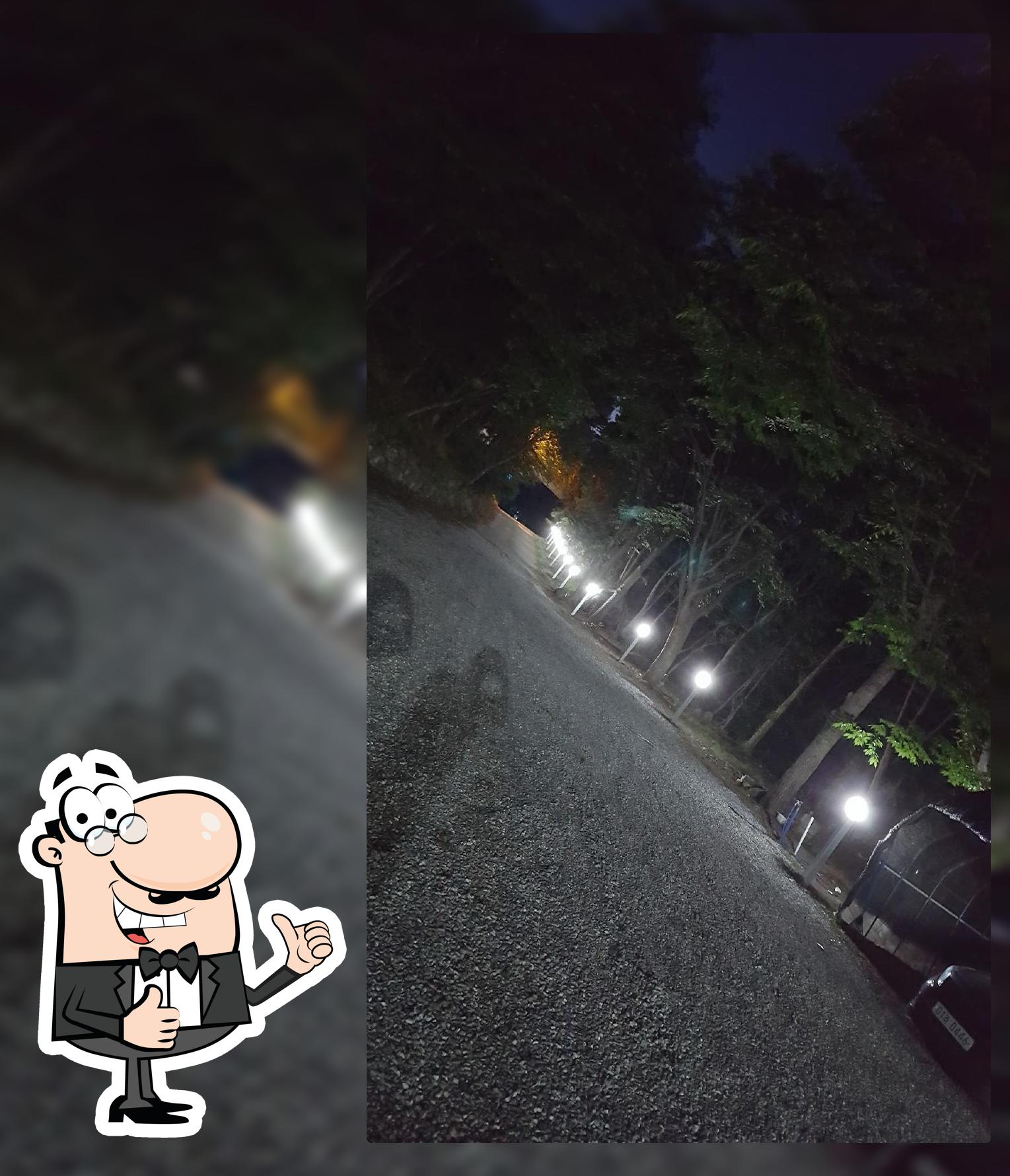 강변가든식당