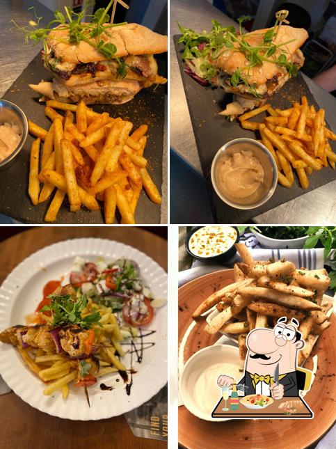 Clubhouse bar & restaurant @Hindley Hall Golf Club