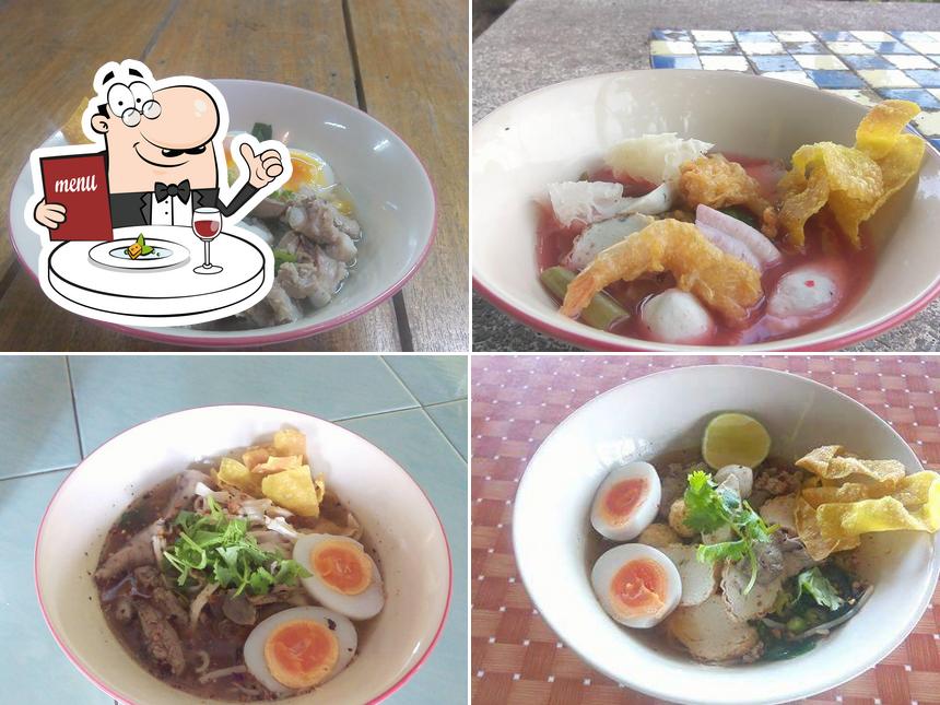 ก๋วยเตี๋ยวต้มยำฟ้าผ่า