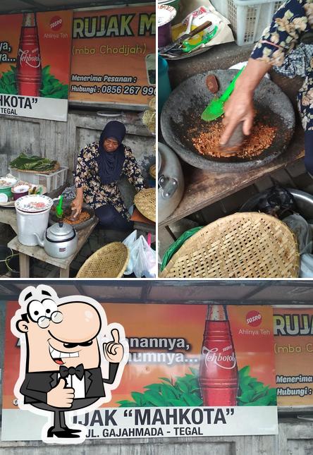 Rujak Mahkota