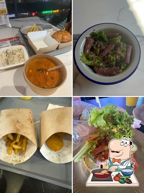 Курица с соусом карри в "МясоLove"