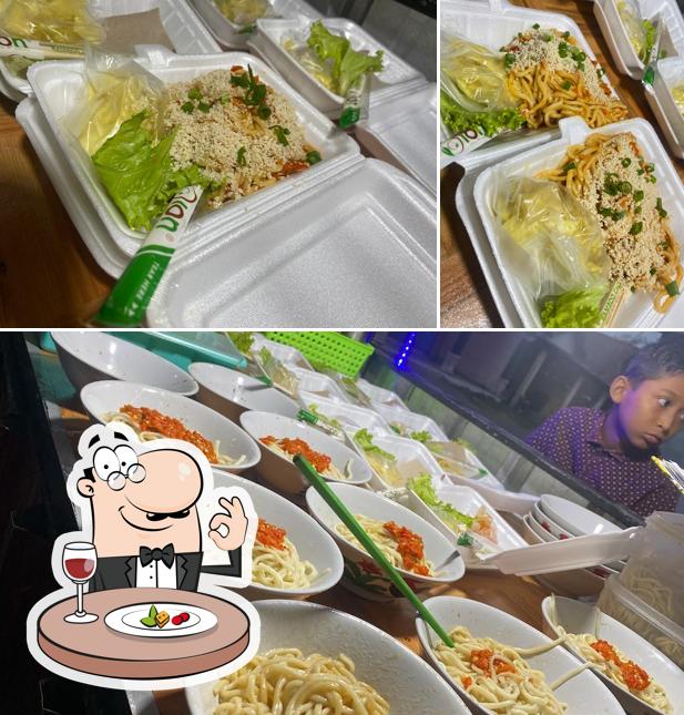 Mie Zeus pedas