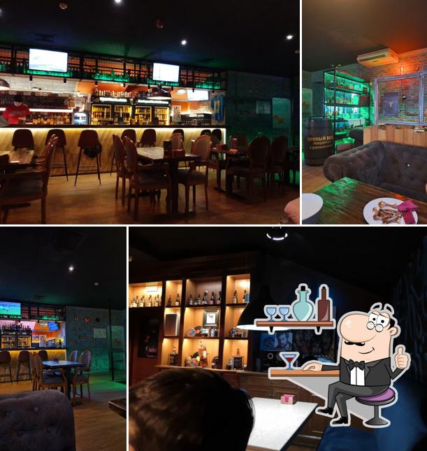 Посмотрите на внутренний интерьер "Хоппер"