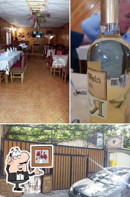 Restaurant La Cocoşu' Roşu