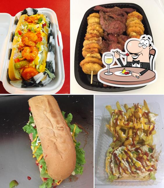 D’ Molina Hot Dogs