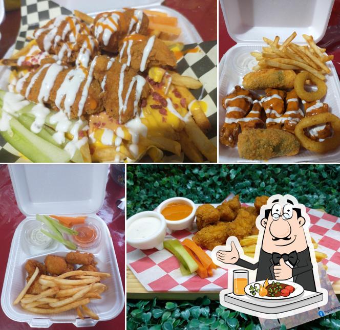 El Toldito papas & wings