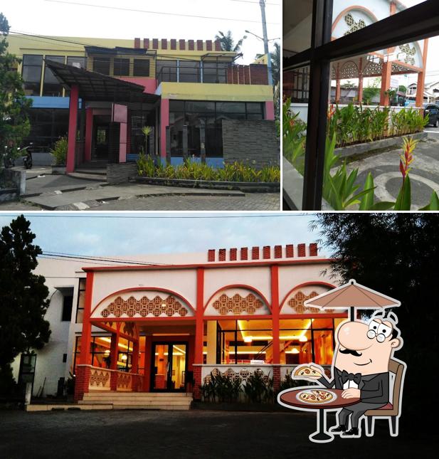 Restaurant Mawar Sharron Bitung