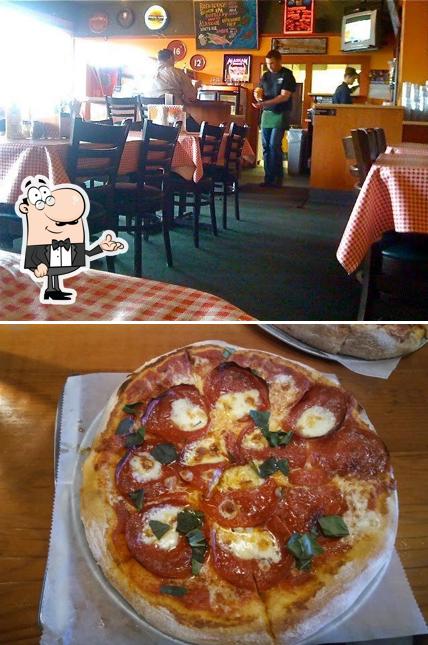 Willy's Famous Pizzeria - Sound Beach