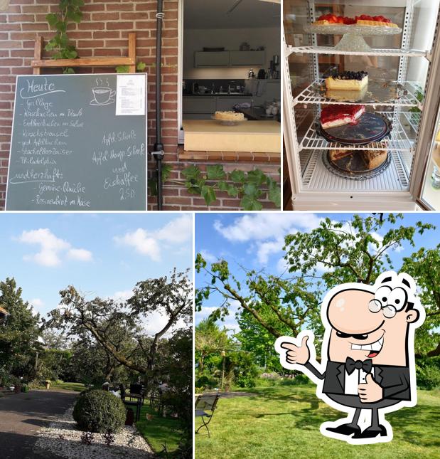 Gartencafé unterm Nussbaum