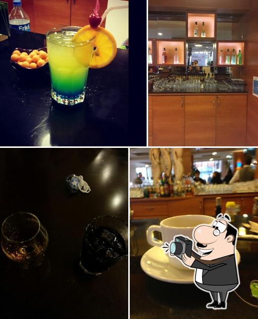 Atlantis Bar