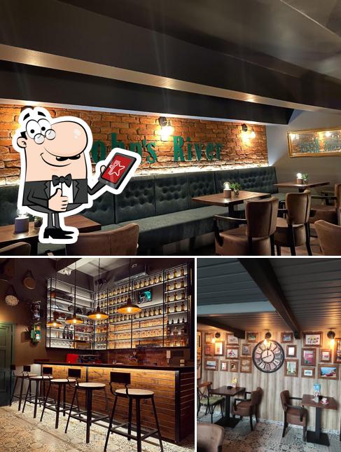 John's River pub