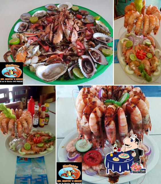 Mariscos Mr. Martin's Beach