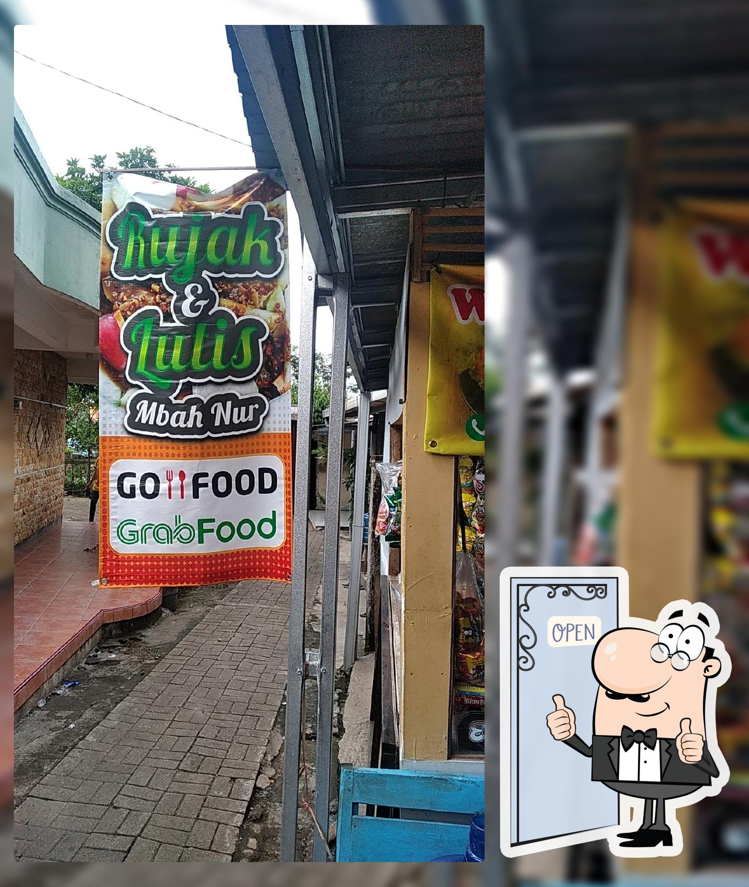 Rujak & Lutis Mbah Nur