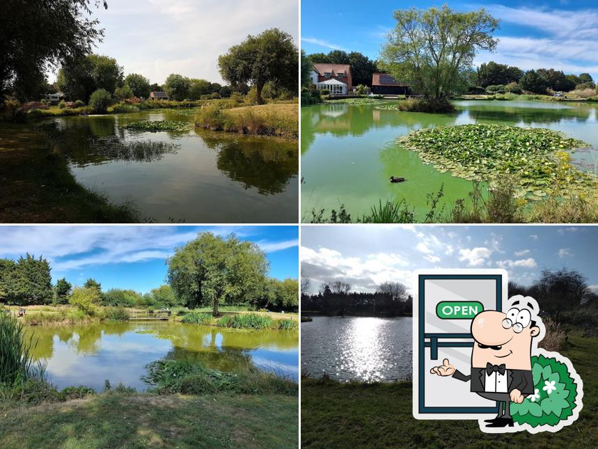The Lakes at Stambridge