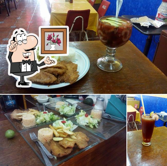 Mariscos "Fierros" Venado